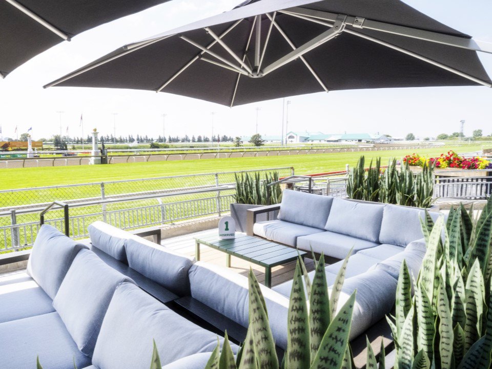 Homestretch Suites A King's Plate Premium Booth Experience At Woodbine Racetrack 3