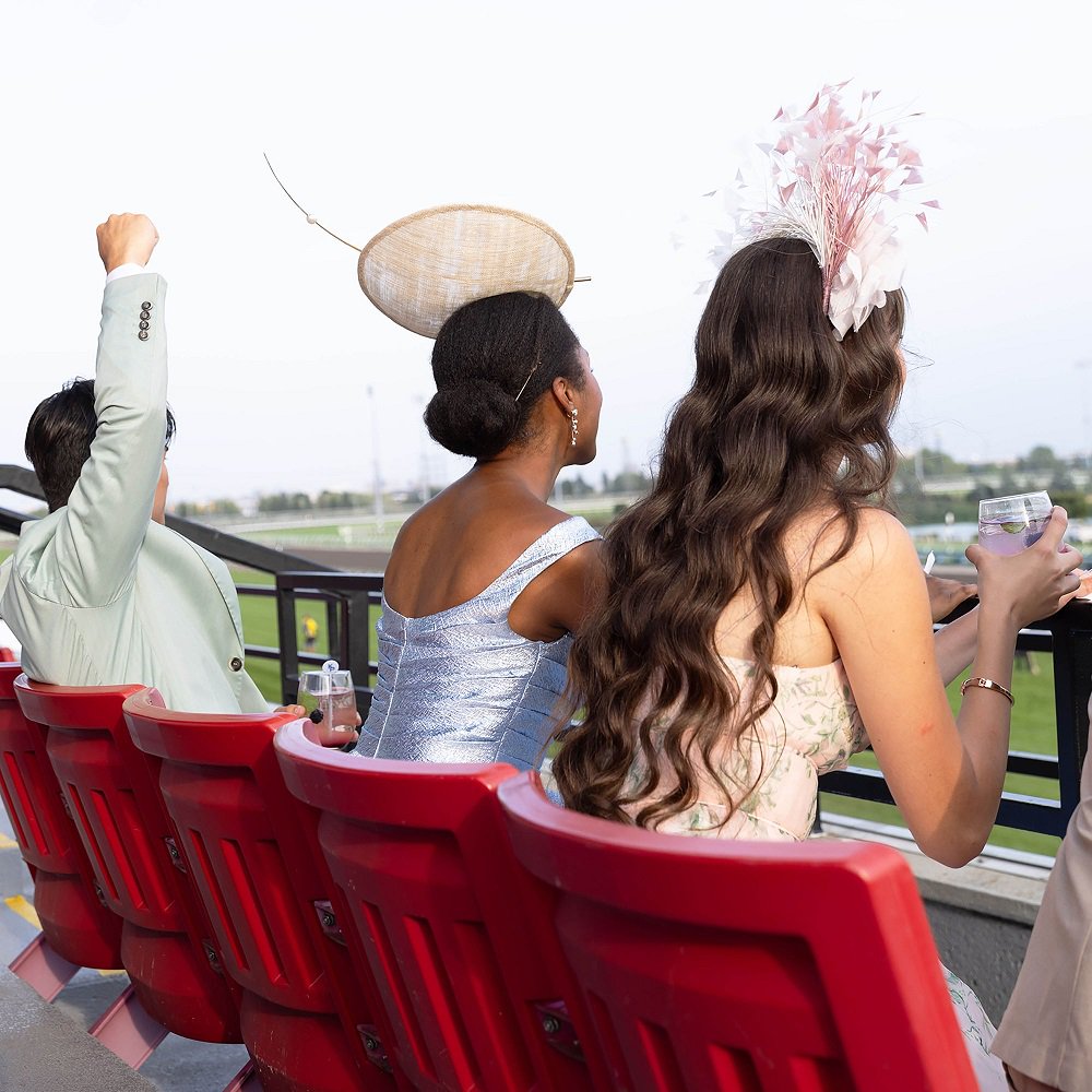 King's Plate at Woodbine Racetrack Loge Experience