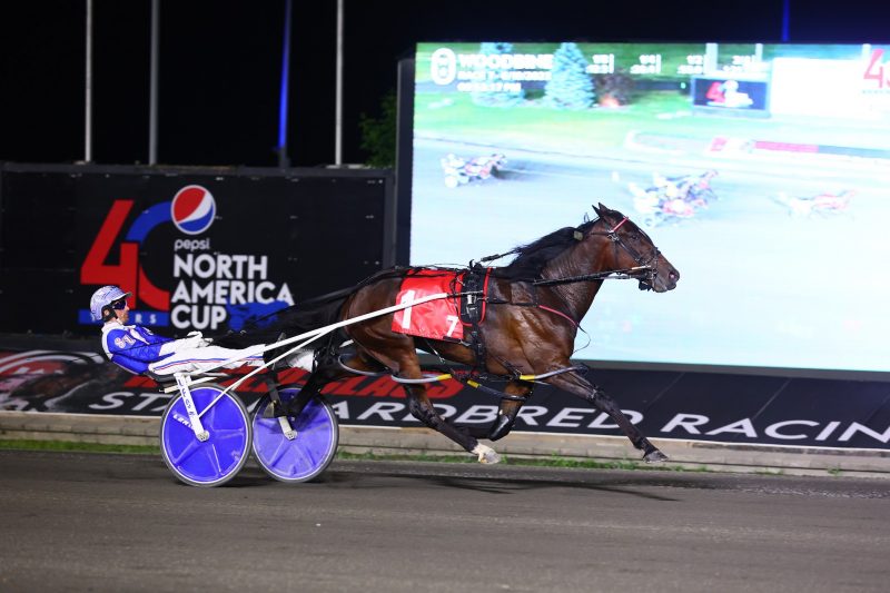 vIts My Show and driver Scott Young winning the third Pepsi North America Cup Elimination on June 10, 2023 at Woodbine Mohawk Park (New Image Media)