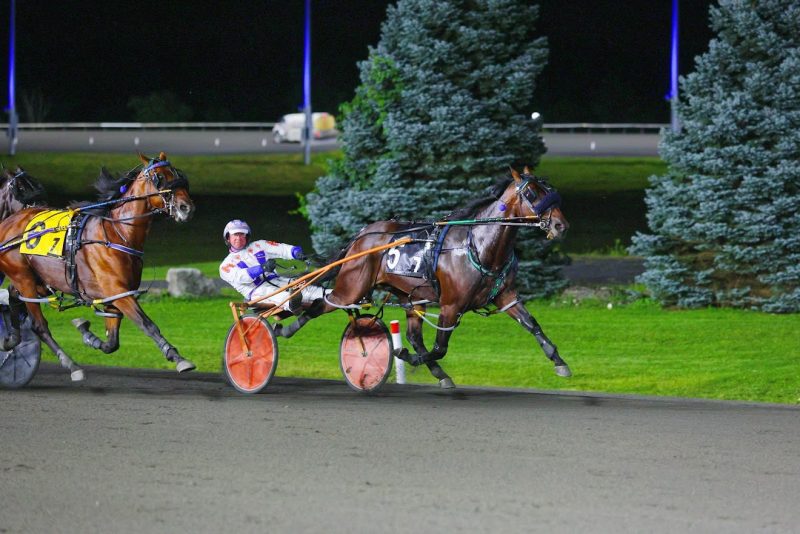Remember The Alamo and driver Phil Hudon winning the second Champlain division on September 9, 2023 at Woodbine Mohawk Park (New Image Media)