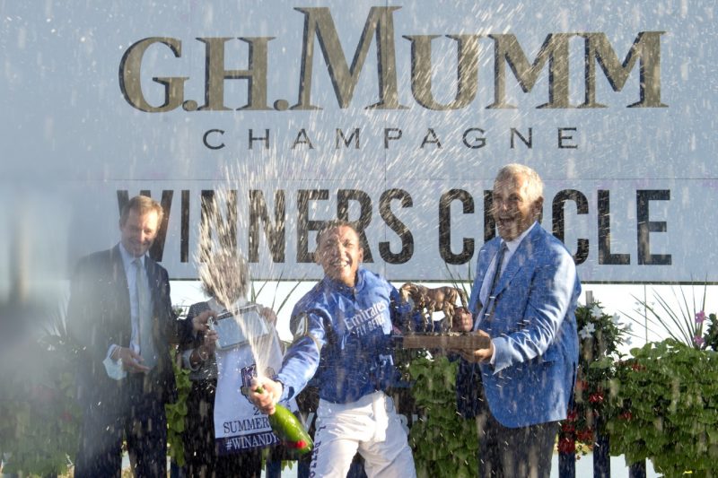 A joyous winners circle after Albahr wins the Summer Stakes at Woodbine. (Michael Burns Photo) 