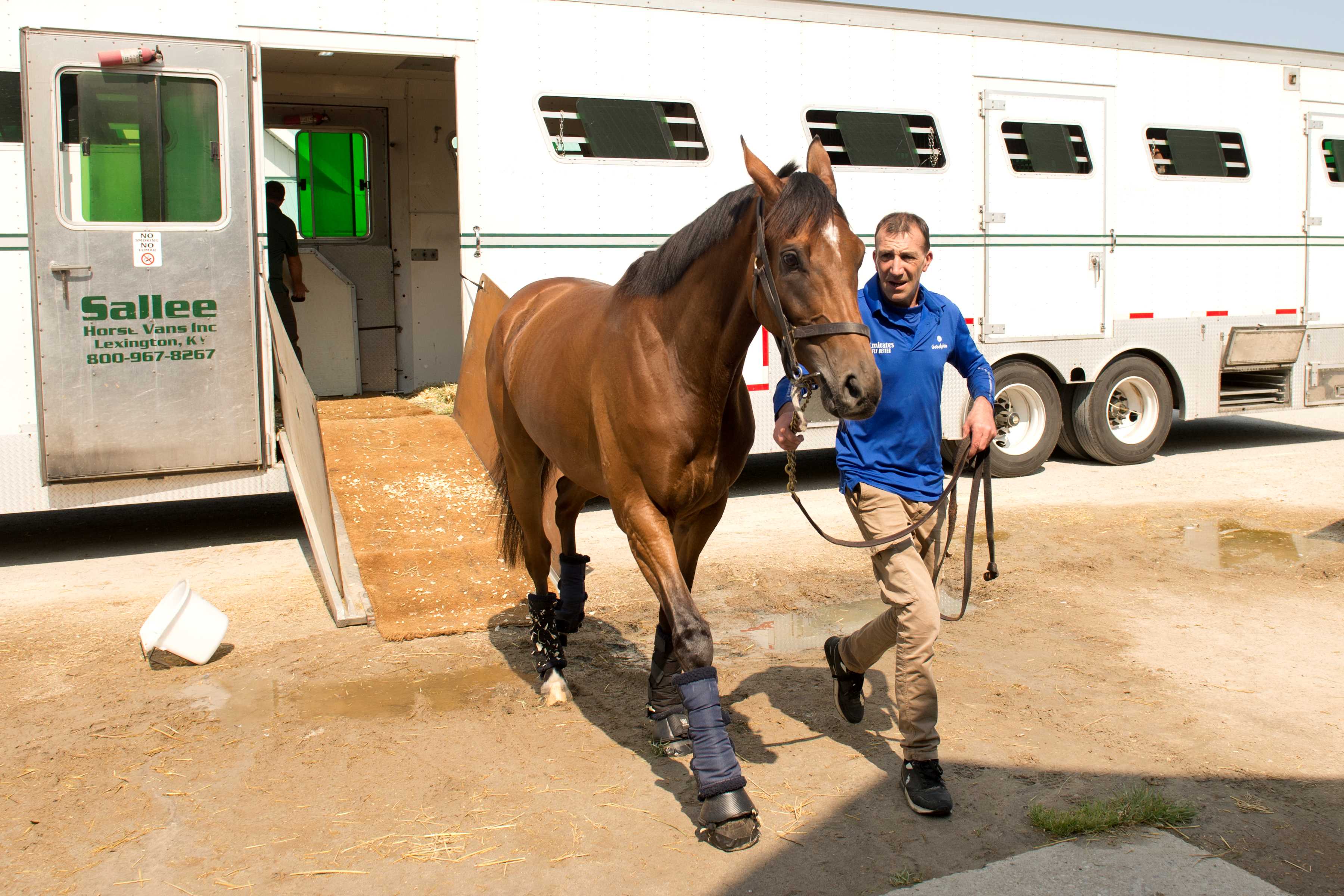 Naval Power arriving at Woodbine (Michael Burns Photo)